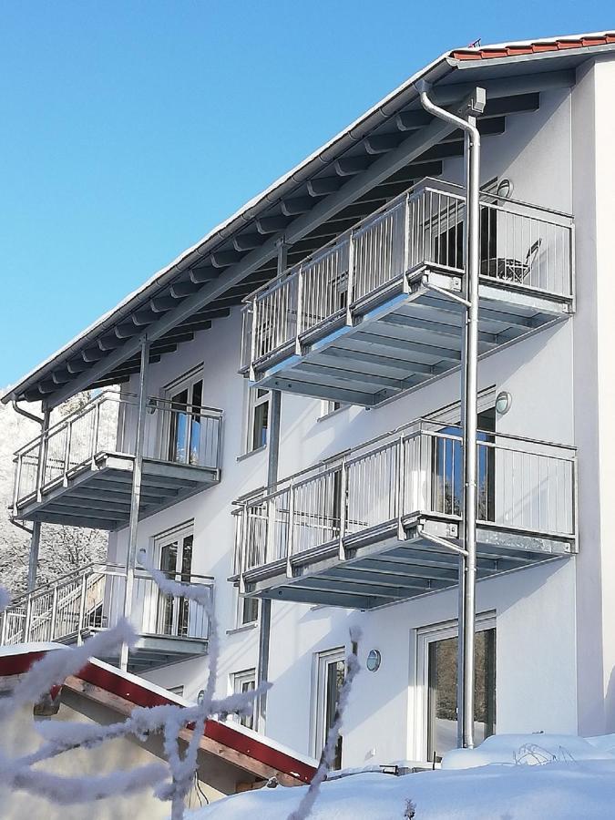 Fraenkische Linie - Radspitz-Ferienwohnungen Marktrodach Екстериор снимка